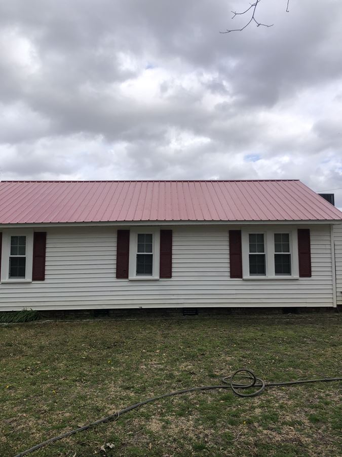 Metal Roof and House Wash in Bladenboro, NC